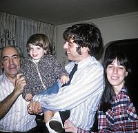 16 22298 1970s 02 Kroll Family c027