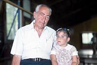 18 22298 1970s 02 Kroll Family e022