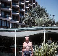 19 22298 1970s Kroll Family b011